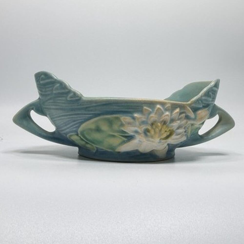 Vintage Roseville Water Lily Console Bowl 439-6 Double Handle Blue White USA 9"